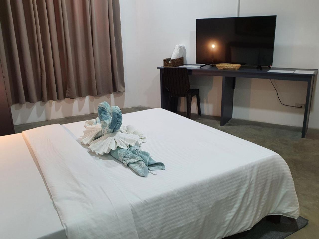 Av Suites Puerto Galera Exteriér fotografie