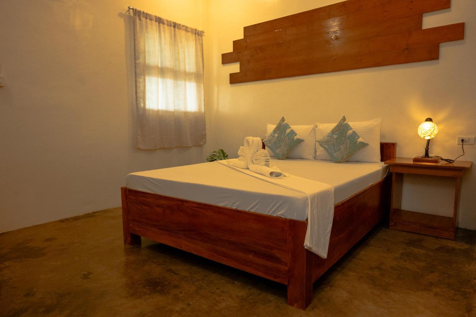 Av Suites Puerto Galera Exteriér fotografie